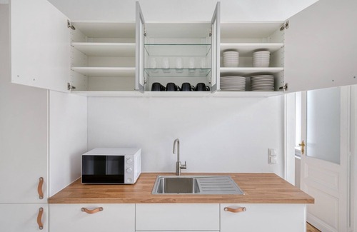 Josefstadt Apartment | Ideal Josefstadt 2BR w/Elevator, near Volksgarten + U2, by Blueground