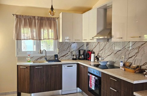 Chalcis Villa | Ideal place for peace and tranquility, away from the noise of the city.