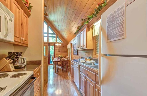 Black Bear Falls House | Idle Days