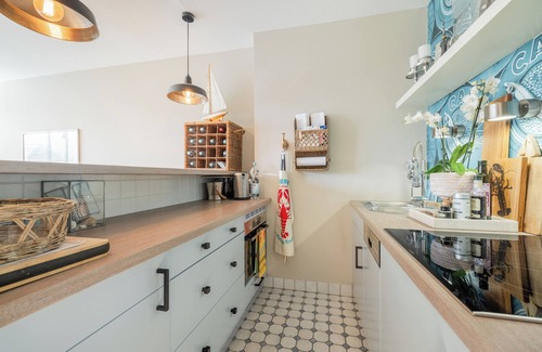 Wenningstedt-Braderup Apartment | Idyllic first floor apartment with garden in a central location in Wenningstedt