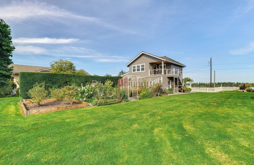 Tacoma Apartment | Idyllic Enumclaw Studio w/Mount Rainier Views