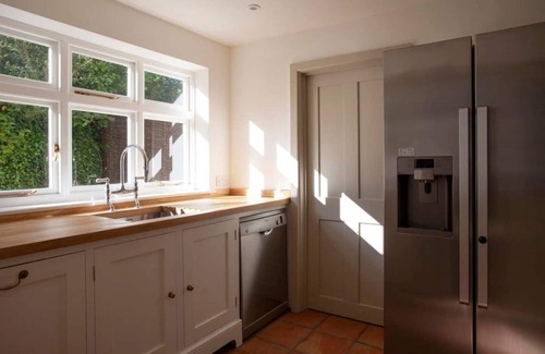 Tiverton House | Idyllic house vast views, great for winter walks & cosy nights by open fires.