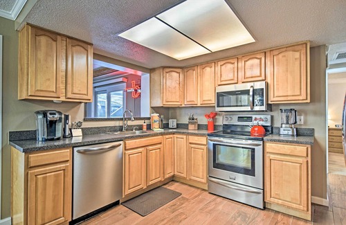 Walsingham House | Idyllic Largo Escape w/Private Pool & Lanai!