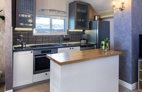 Split House | Idyllic location with stunning view located in Park forest & 100m from the sea