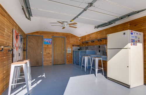 Wrightsville Cottage | Idyllic Retreat w/Lake Views - Near Marina!