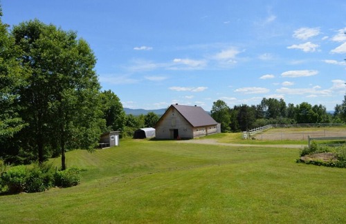 Potton House | Idyllic setting with a view, river & private forest
