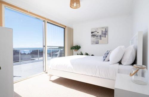 Weymouth House | Idyllic Weymouth Retreat with Ocean Views