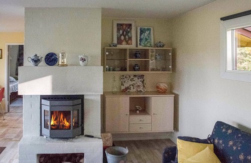 Kragared House | Idyllically located wooden house on the edge of the forest.