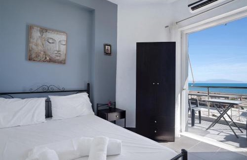 Pidima Kyras Apartment | Iguana studio 3