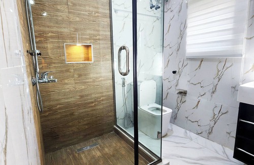 Okpanam Hostel | Ihsuites