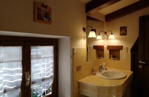Pratovecchio Apartment | Il Caminetto