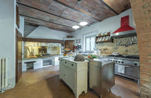 Nottola Villa | Il Molinaccio 14+2, Emma Villas