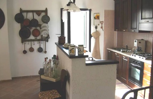 Conio House | "Il Nido di Piera" comfortable rustic style holiday home