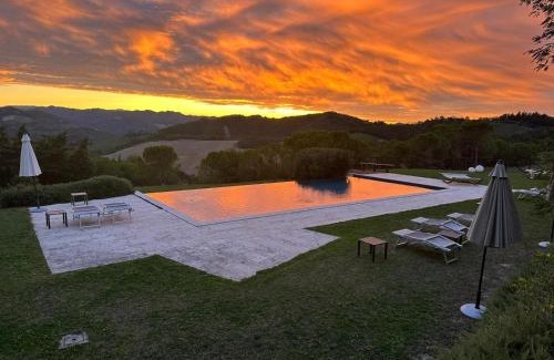 Mercato Saraceno House | Il Pavone Errante