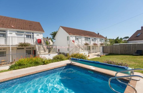 St. Peter Port Apartment | Ilex Lodge