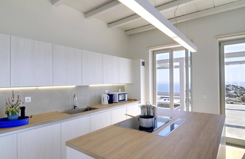 Milopotas Villa | Iliaktida- A beam of Sunshine