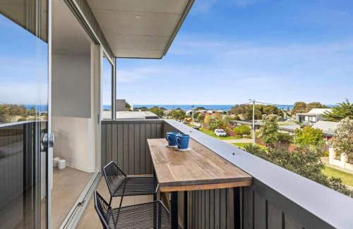 Torquay House | Illume - Light, Warm, Contemporary Designer Luxury