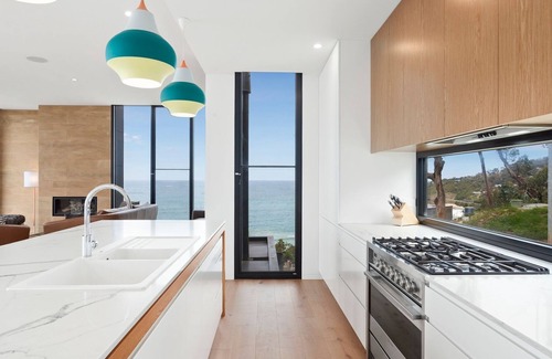Wye River House | Iluka Blue - popular seaside home