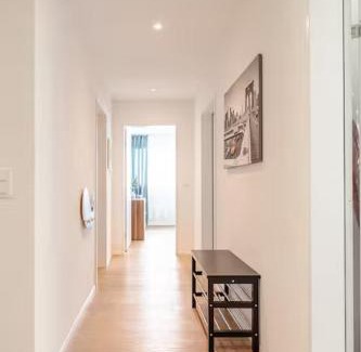 Neuenhof Apartment | Im Quer