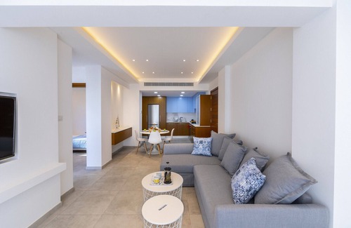 Larnaca Apartment | Imagine You and Your Family Renting this Perfect Beachfront Apartment, Larnaca Apartment 1388