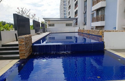 Ijok Apartment | Iman Homestay @ Puncak Alam (Near UiTM/Hospital UiTM)