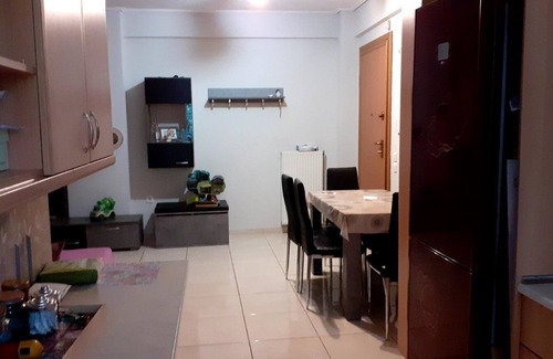Paiania Apartment | Immaculate 2-Bed Apartment
