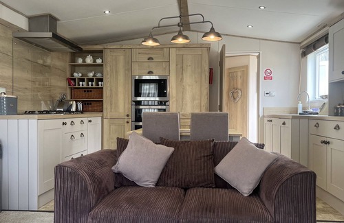 Knott End-on-Sea Cabin | Immaculate 3-Bed Lodge in Out Rawcliffe