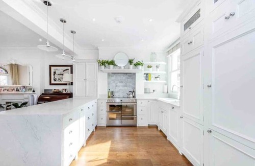 Sands End Condo | Immaculate Period Property with Stylish Interior Design