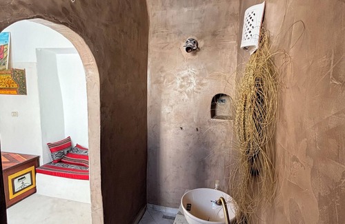 Erriadh House | Immerse Yourself in Authentic Charm: Stay at traditional Houch Yasmine
