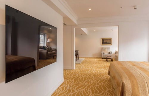 Minamisenba House | Imperial Palace Suite Room only vs | Simple St/Osaka Ōsaka