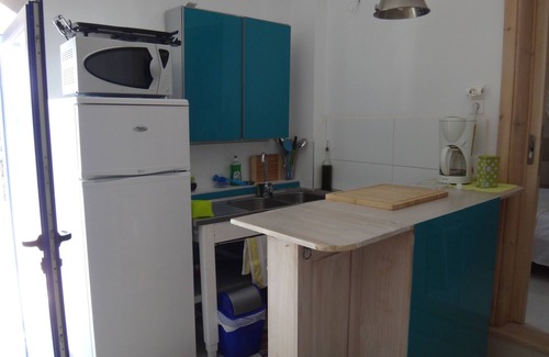 Patsianos Apartment | IN A HOUSE WITH PANORAMIC VIEW OF THE LIBYA SEA AT 180