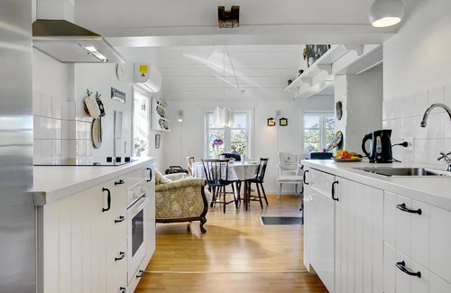 Torrig House | In a protected nature area on the island of Lolland lies this beautiful country estate.