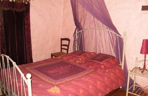 La Salvetat-Peyrales House | In Aveyron, Cottage in the countryside with horses!