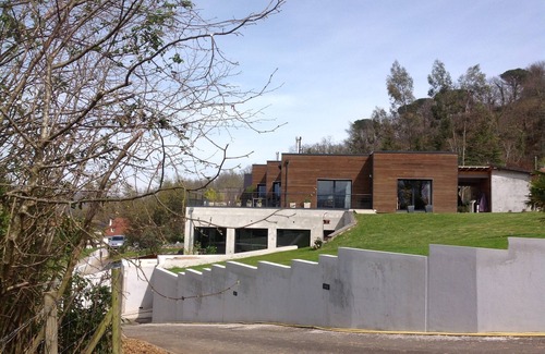 Gan Apartment | In Béarn between sea and mountain - private, heated indoor pool.