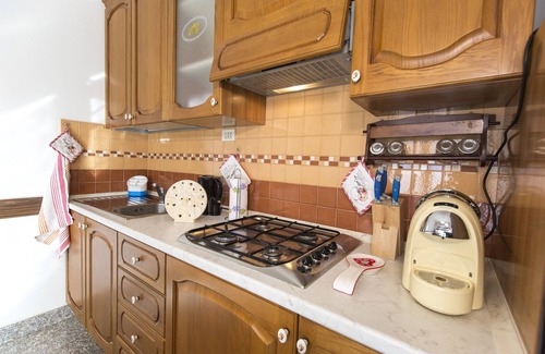 Ascoli Piceno Apartment | In bed in Art 1 - Comfort and beauty