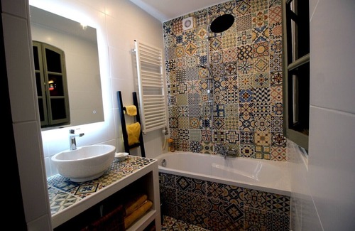 Entressen House | In Entressen, Alpilles, country house with A/C and excellent amenities
