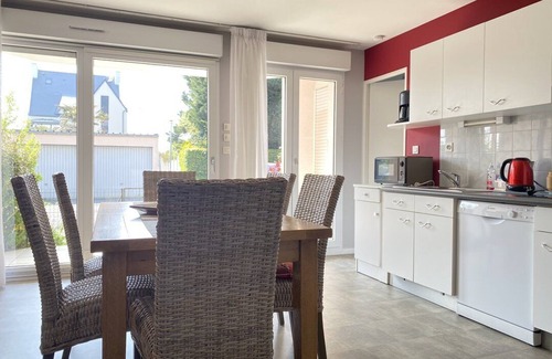 Erquy Apartment | In ERQUY, quiet building "CAP ARMOR" 200m from the beach.