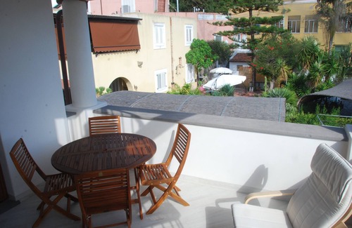 Canneto Apartment | In Lipari, Aeolian Islands, 1st floor of a small villa, 2' walk from the beach