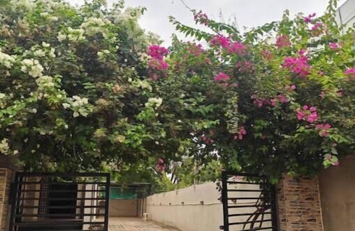 Moinabad House | Private farm house with BBQ set up & projector