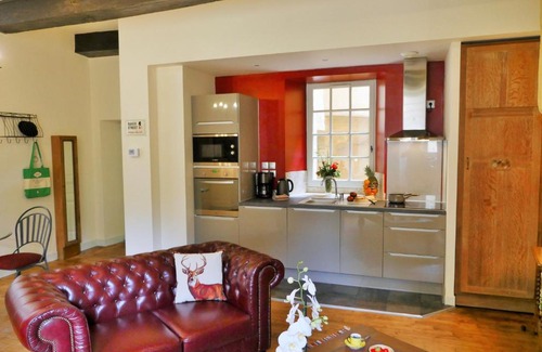 Sarlat-la-Caneda Historic Center Apartment | In Sarlat Luxury Rentals, Medieval Center - Appartement Sherlock