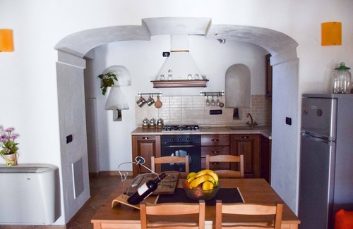 Tramonti House | In the center of the beautiful Amalfi Coast a few steps from the sea