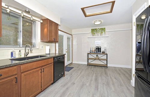 Rockrimmon House | In the forest, but close to everything! Book now!