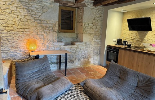 Cenac-et-Saint-Julien Cottage | In the heart of Périgord Noir, fully renovated character cottage.