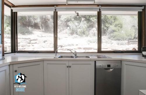 Goolwa South House | In The Sand Dunes & Renovated House