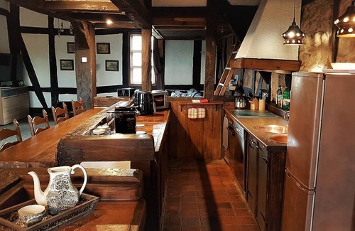 Bad Arolsen Apartment | IN the Wetterburg - Holidays in the Middle Ages - knight time
