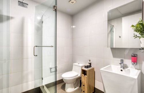 Zona Rio Apartment | Incredible Amenities & Location: Gym+Cinema+Lounge/Games