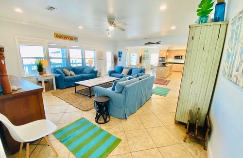 Pensacola Beach House | Incredible Gulf View Home W/Pool-Sleeps 30 people! Bring the whole family!