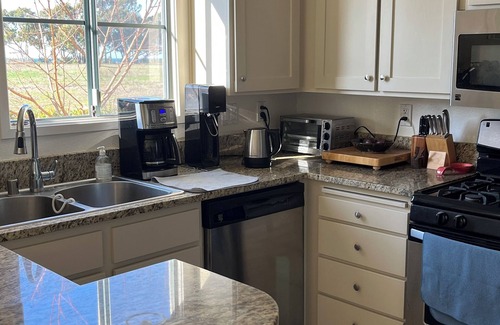 Goleta Condo | Incredible oceanfront 2-bedroom condo in Goleta