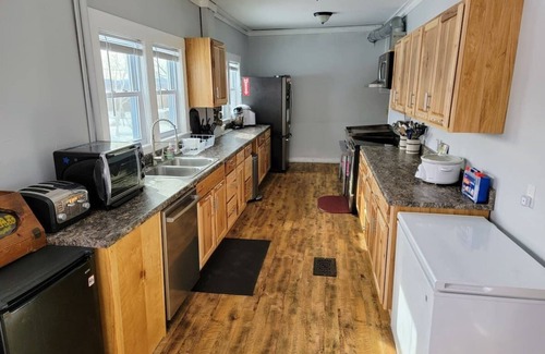 Jefferson House | Incredible White Mountains 7 Bedroom 7 Bath Historical Home!