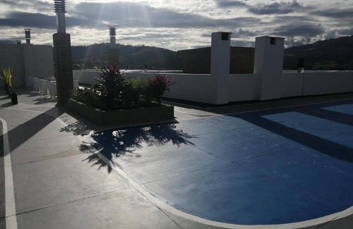 Duitama Apartment | Increible Vista al Lago!/Incredible Front View of the Lake!